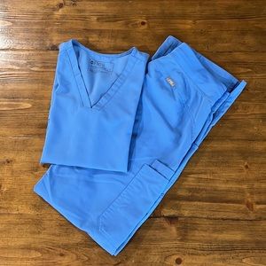 Figs Scrubs SET Casma XS and Kade S Tall Ceil Blue